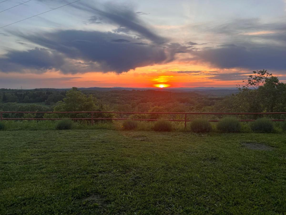 B&B Il Tramonto Barbarano Romano ภายนอก รูปภาพ